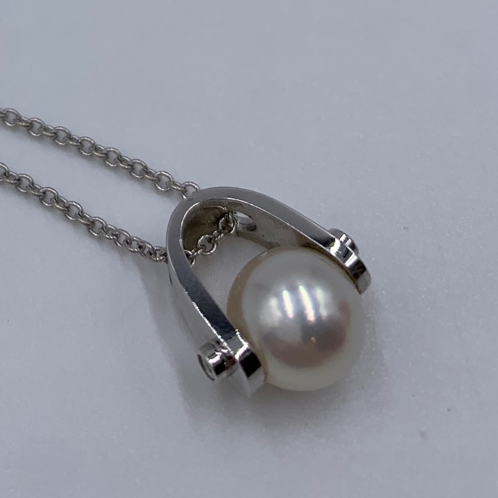14K White Gold 10mm Pearl & Diamond Paragon Necklace
